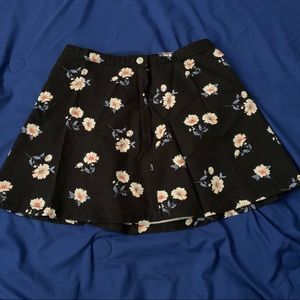 Forever 21 Floral Zip/Button Skirt